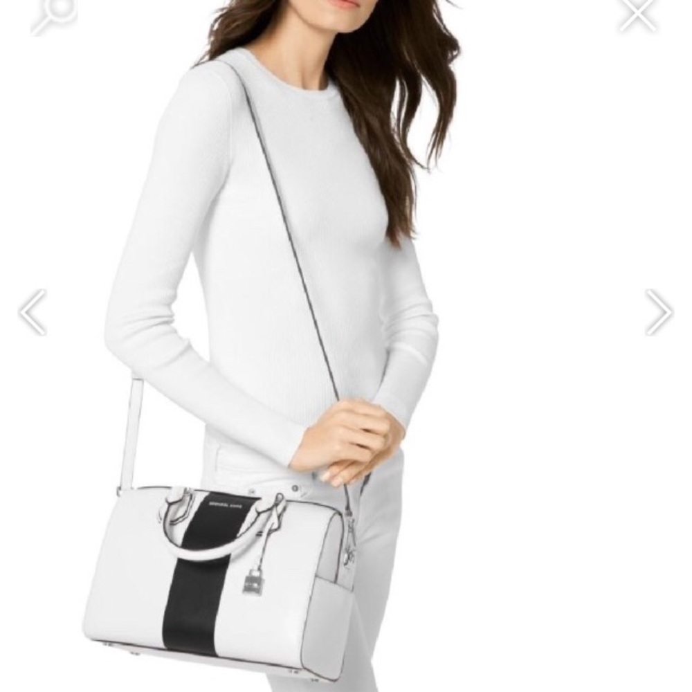 New! Michael Kors satchel - Picture 2 of 7